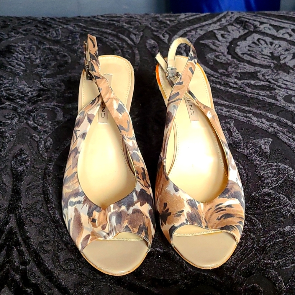 Bandolino open toed sling back